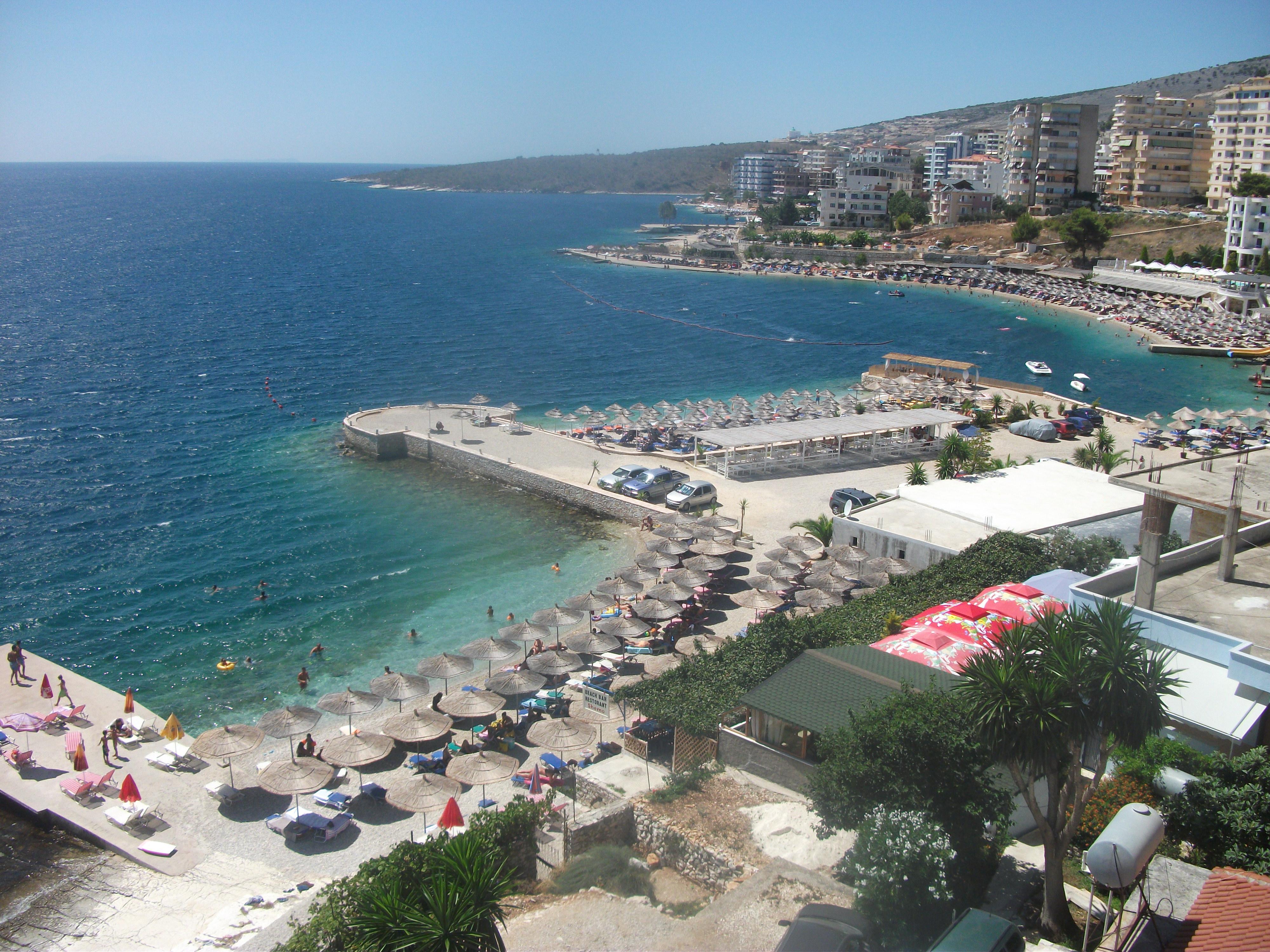 Hotel Piccolino Sarande Exterior photo