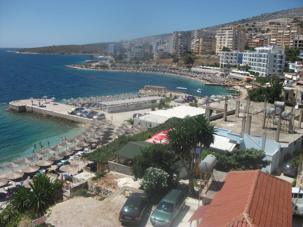 Hotel Piccolino Sarande Exterior photo