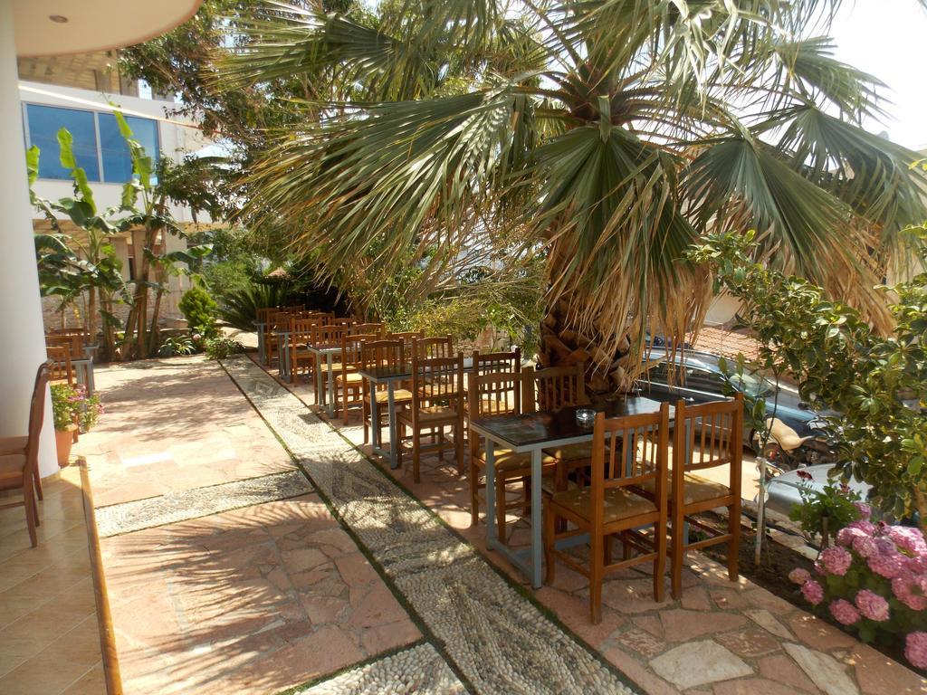 Hotel Piccolino Sarande Exterior photo